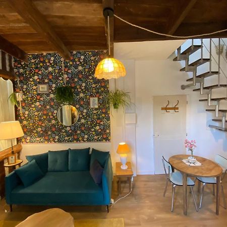 Appartamento Duplex De Charme A Lessy Esterno foto